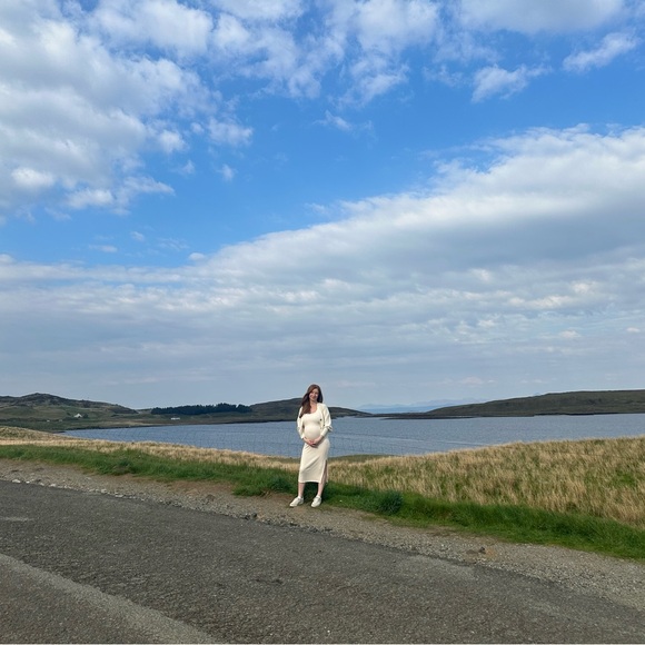 Cream Maternity Dress - Picture 3 of 6